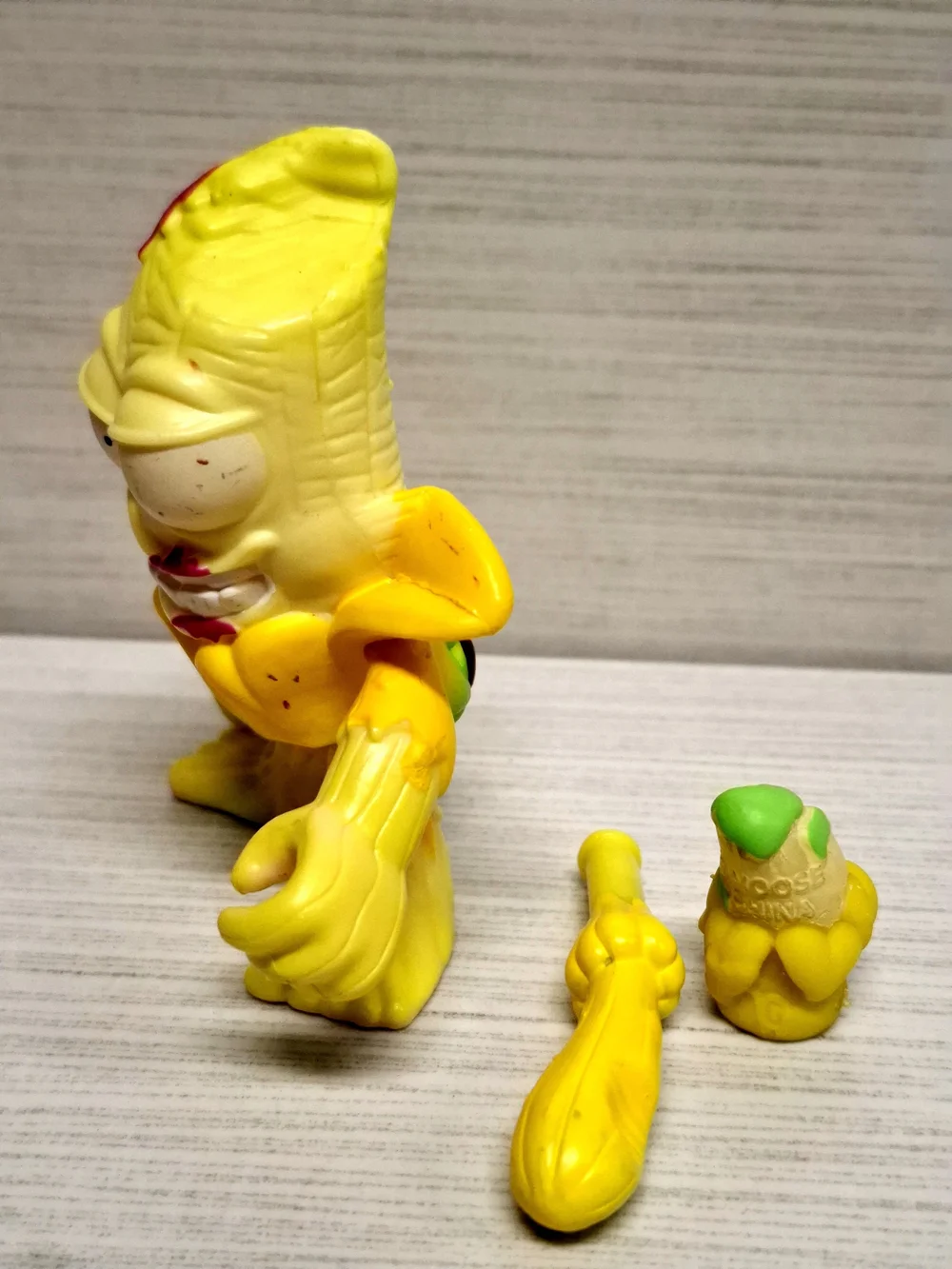 The Grossery Gang Squished Banana Putrid Power Action Figure 2016 Moose Toys